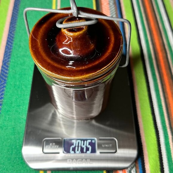 Vintage Glazed Stoneware Cheese Crock with Metal Lock Lid in Brown from 1970s - Picture 14 of 16